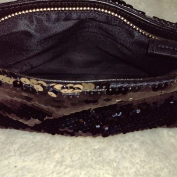 Victoria's Secret Beautiful Black & Silver sequined clutch bag LOWERED PRICE - Picture 6 of 11